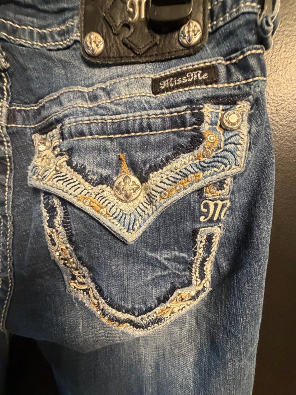 MISS ME BOOT CUT JEANS